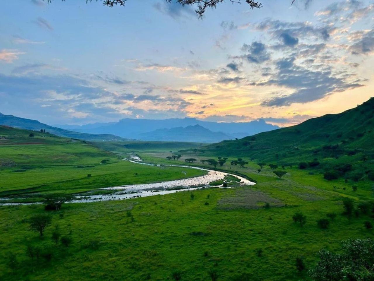 Hlalanathi Drakensberg Resort Bergville Ngoại thất bức ảnh